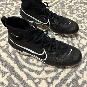 Nike Black and White Alpha Huarache NXT Baseball Cleats